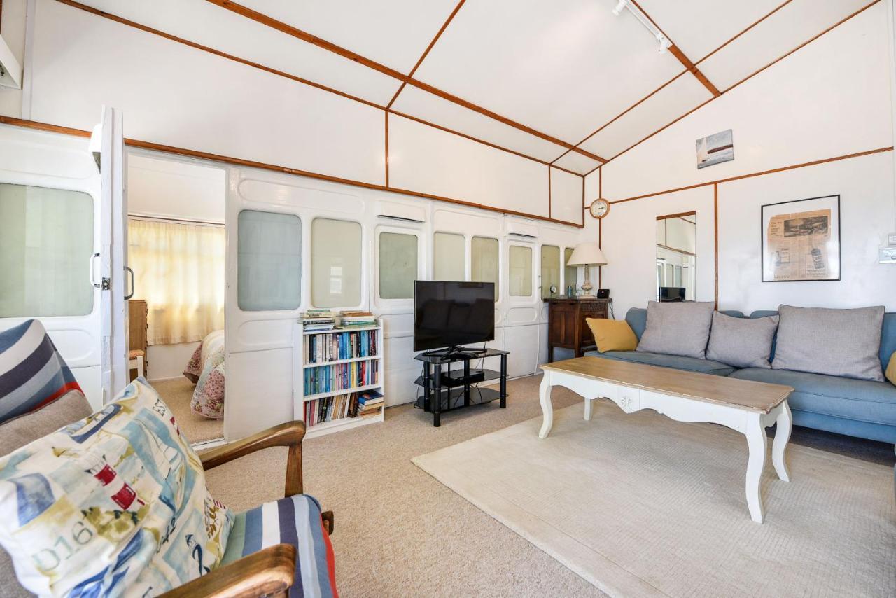 Seasidings, Pagham Villa Exteriör bild