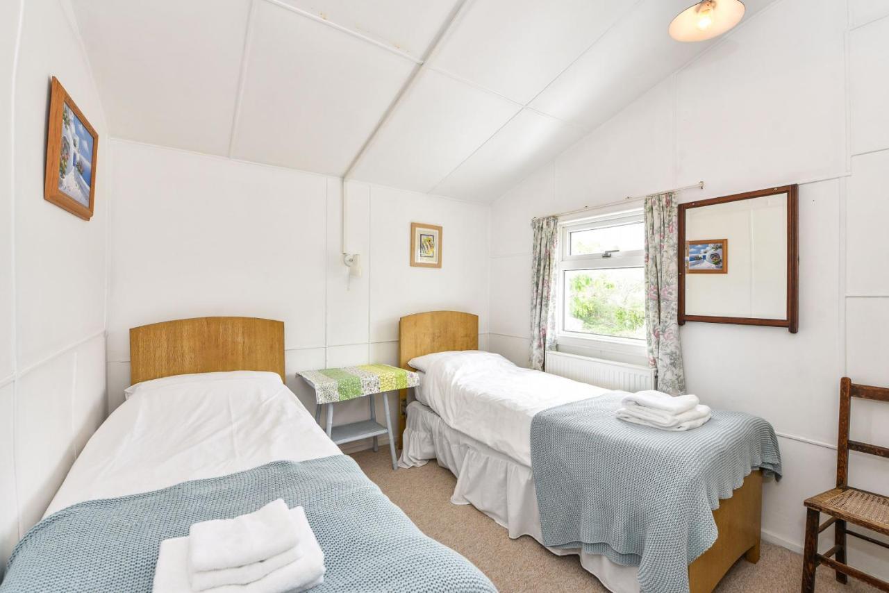 Seasidings, Pagham Villa Exteriör bild